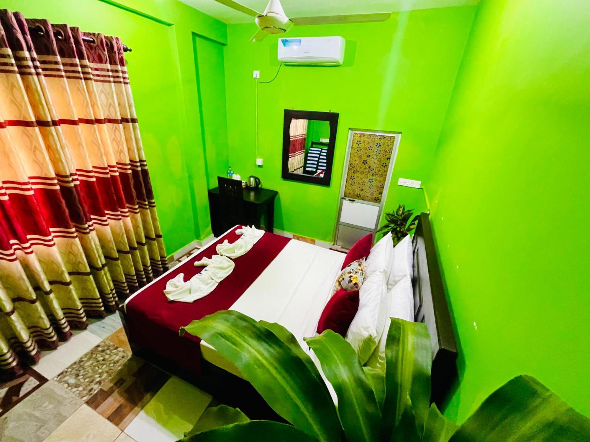 Hema Holiday Villa Тринкомали Экстерьер фото